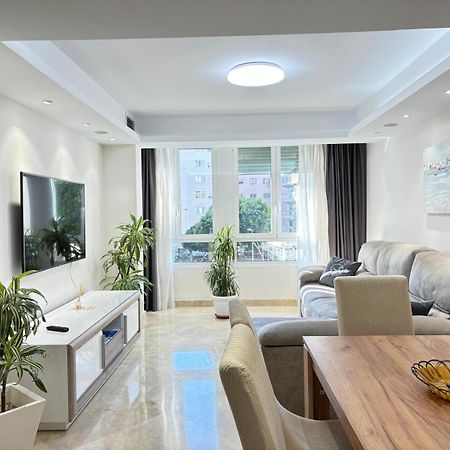 Apartamento Playa Almeria Bagian luar foto