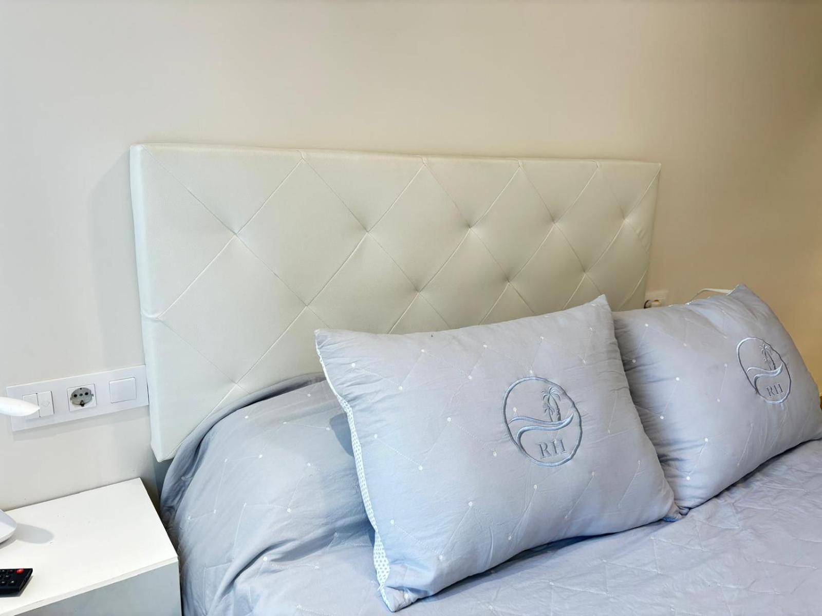 Apartamento Playa Almeria Bagian luar foto